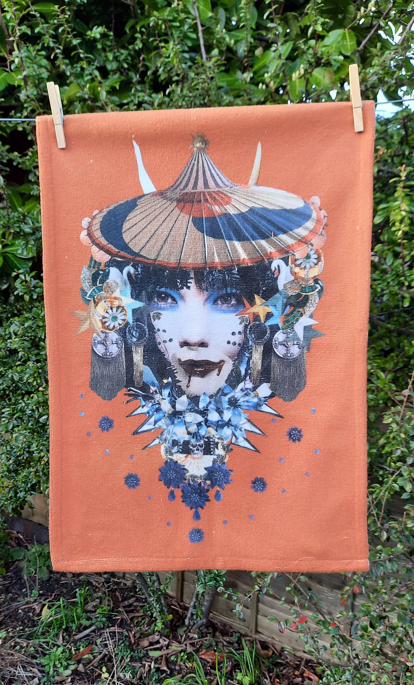 Björk velour towel