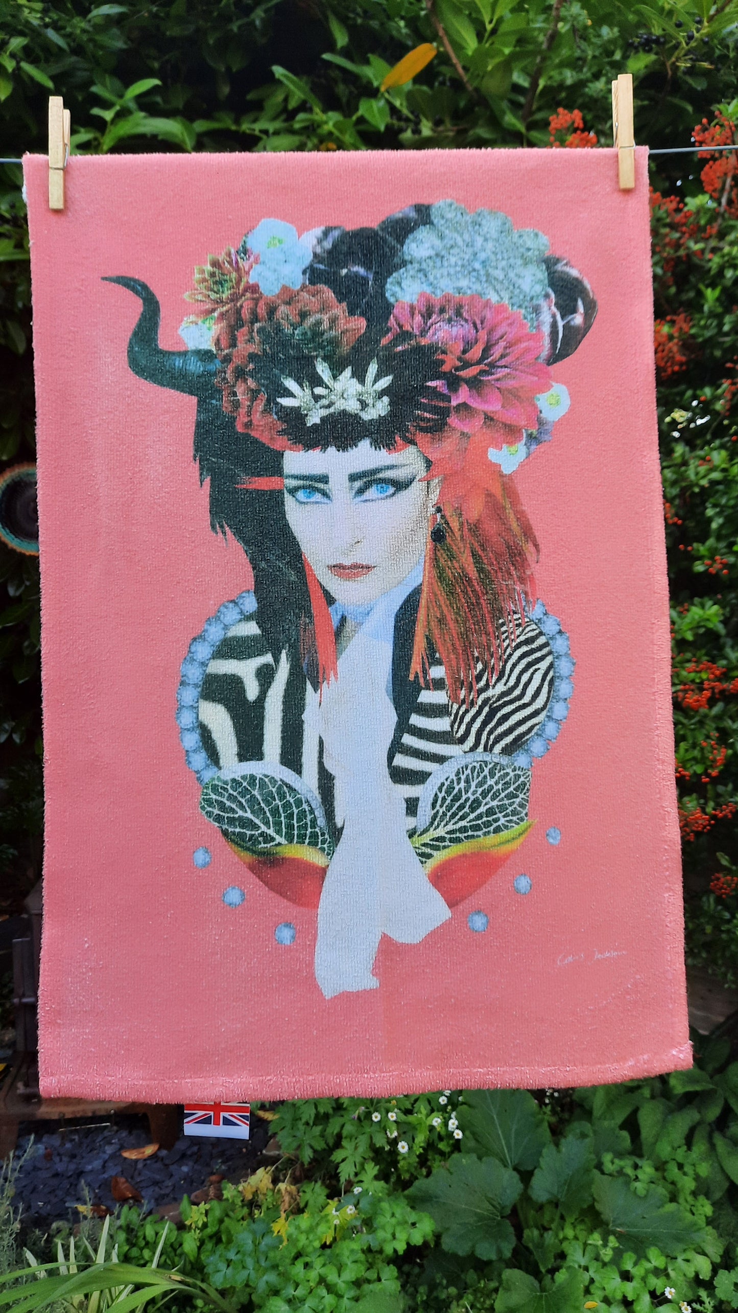 Siouxsie velour towel