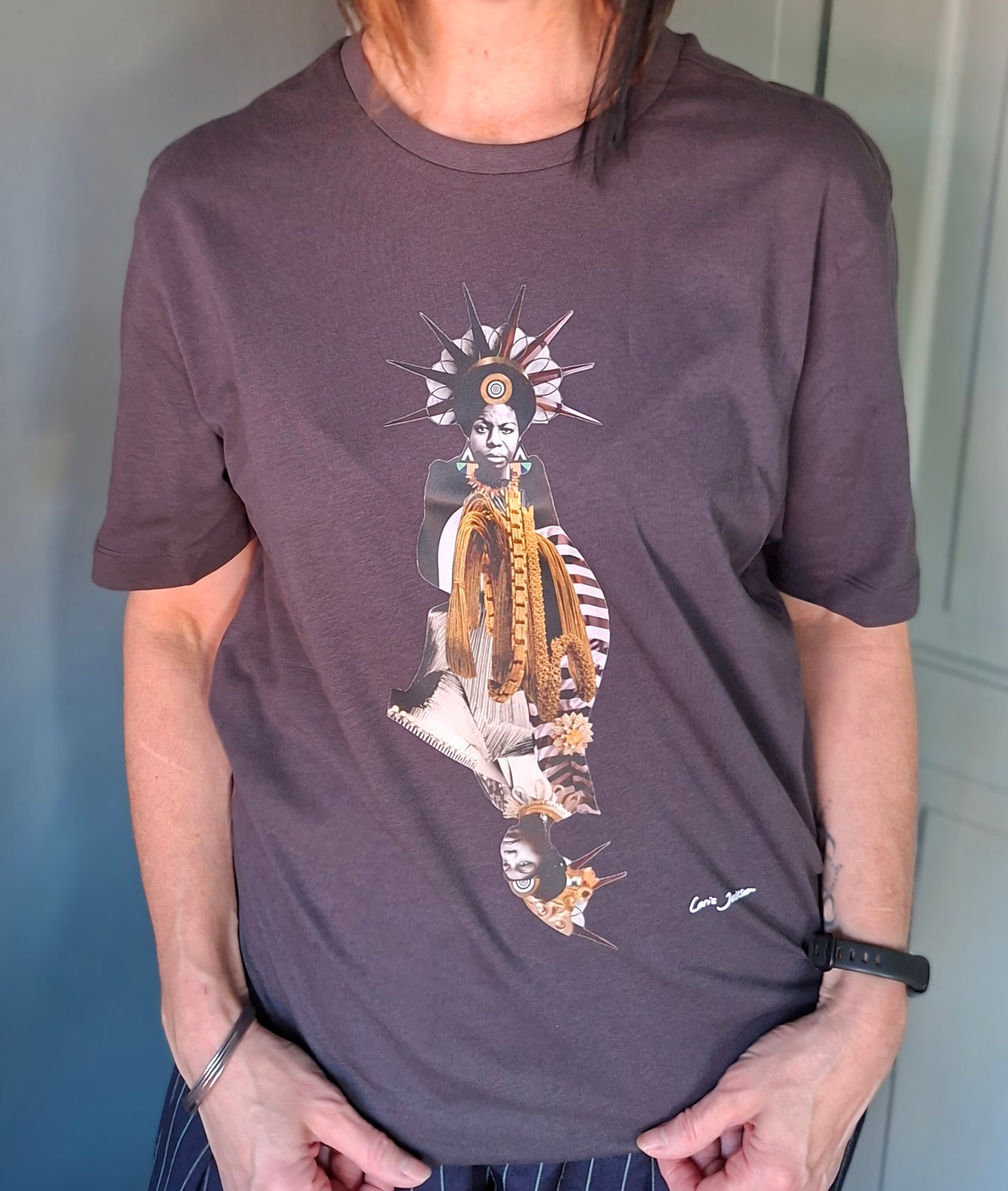 Nina unisex t-shirt 100% cotton